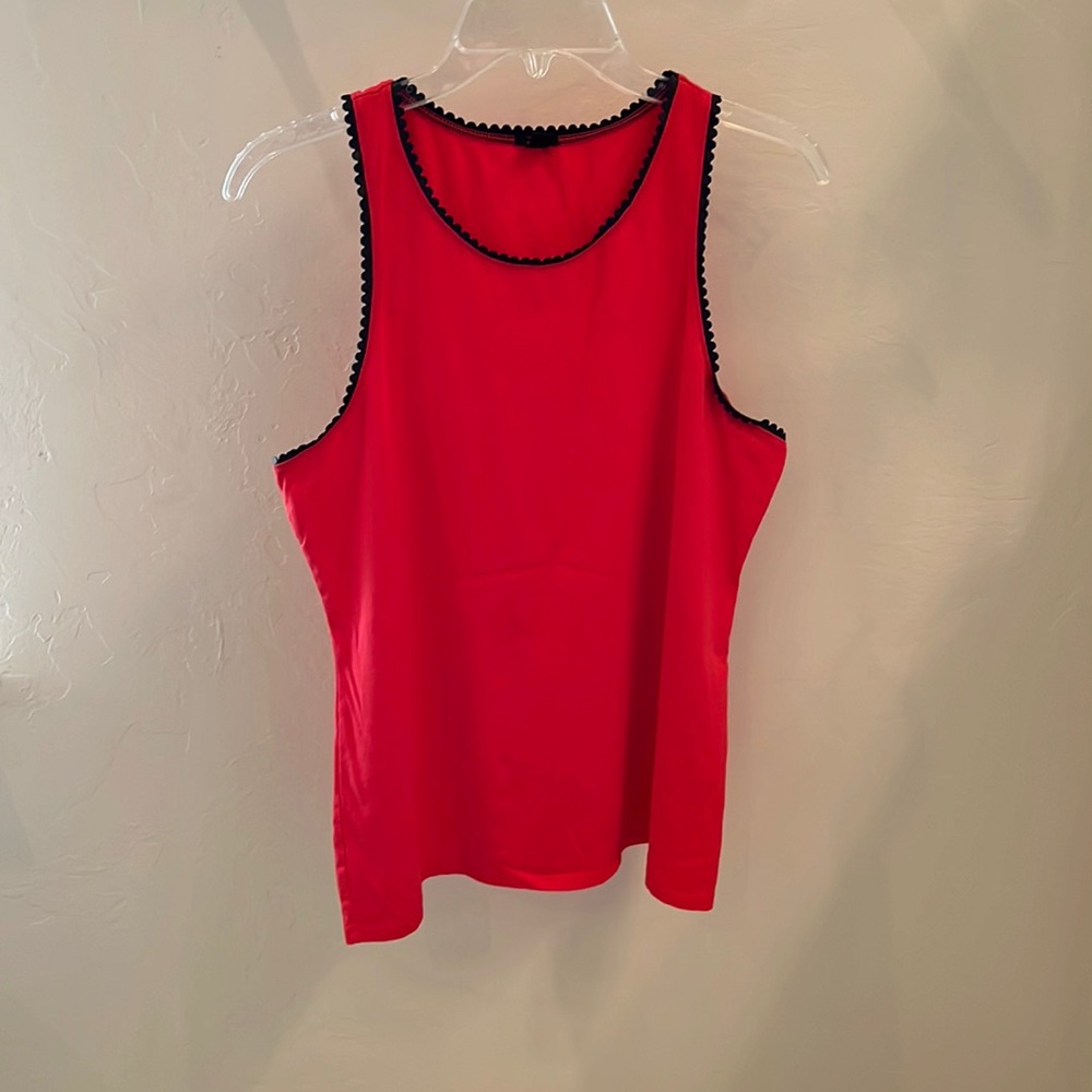 Red and navy scalloped tank